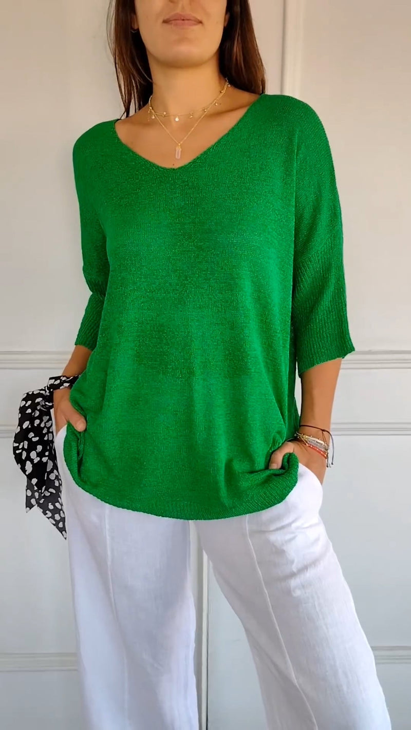 Chic Eterna V-Neck Elegance