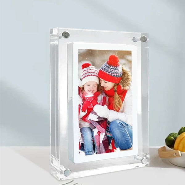 ClearMemories Digital Photo Frame